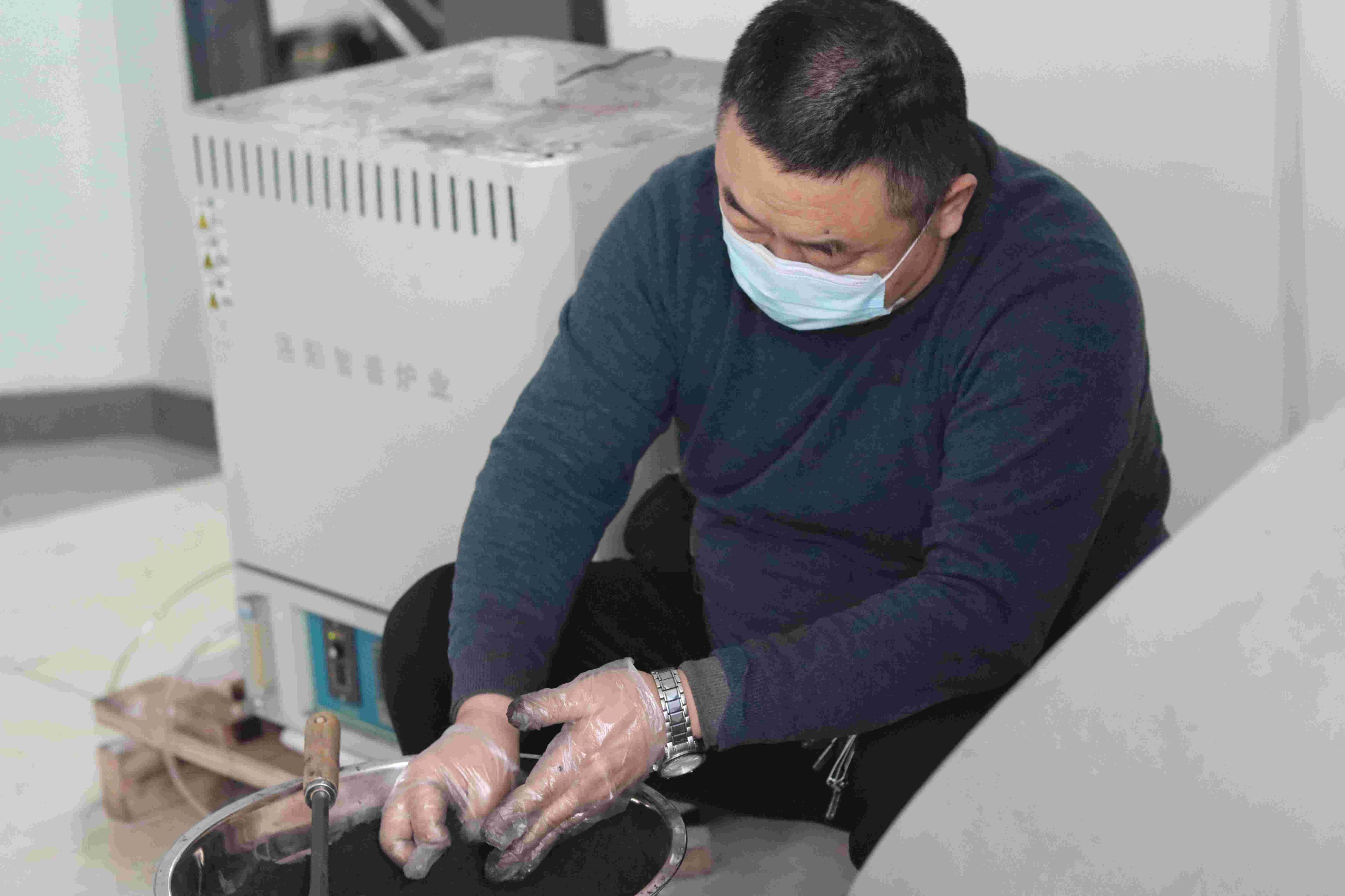 建杰集團丨出彩建杰人丨俯首甘為“墾黃?！? /> </span><span id=